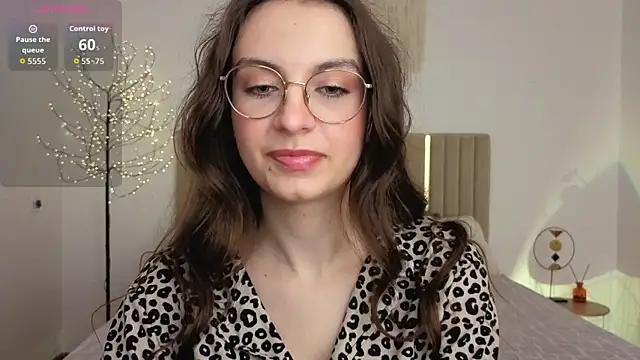 Real_cutie1 webcam