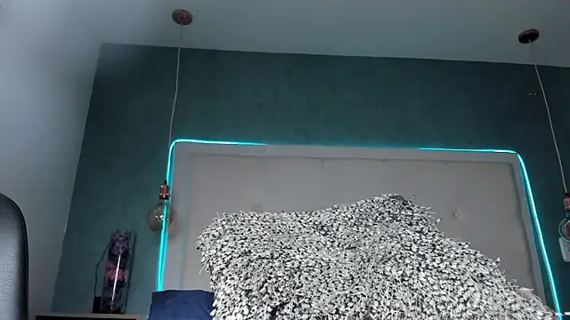 mia_gomez7 webcam