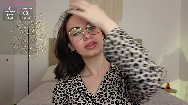 Real_cutie1 webcam