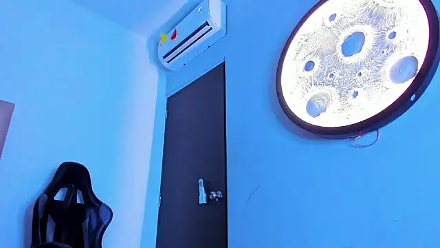 mike_257 webcam