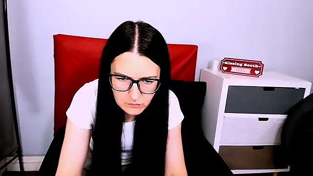 NadiaXlove webcam