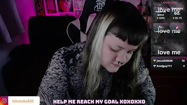 Bdsm_and_fries live cam on StripChat