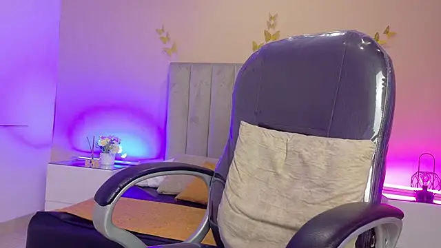 Nascary_Fox webcam