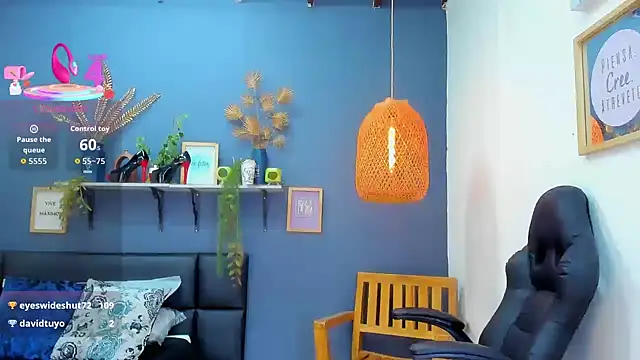 yessila_parker live cam on StripChat