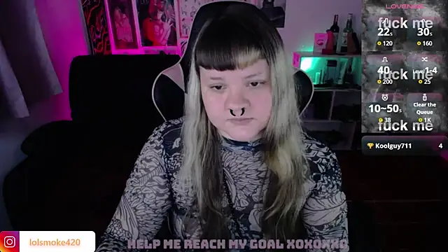 Bdsm_and_fries webcam
