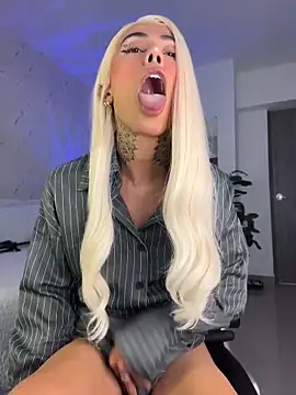 Kesenctel - Trans webcam sex chat