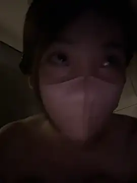 gougou13 live sex cam