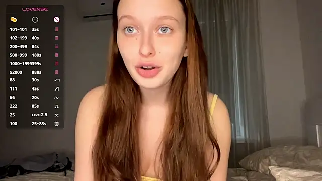 LoryMusetti live cam on StripChat