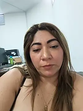 kendra_fire live cam on StripChat