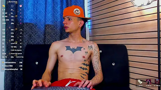 TheBatMansion live cam on StripChat