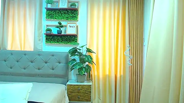 sasi_luna webcam