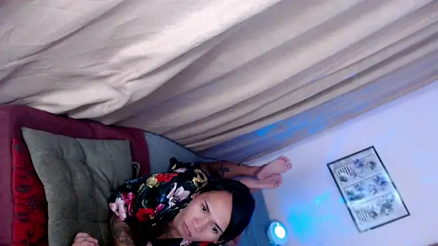 NathalieMea webcam