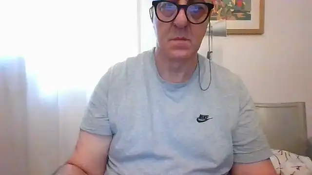ANONIMO7735 webcam