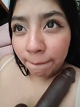 Amber_Herrera live cam on StripChat