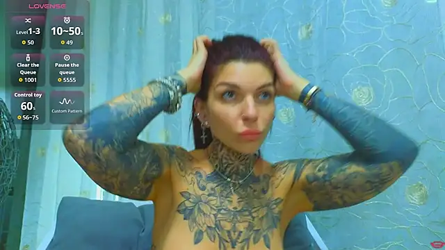tattooedBabyy webcam