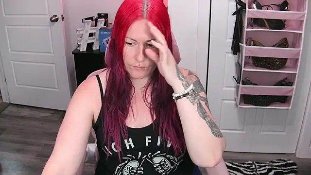gennyrock live cam on StripChat