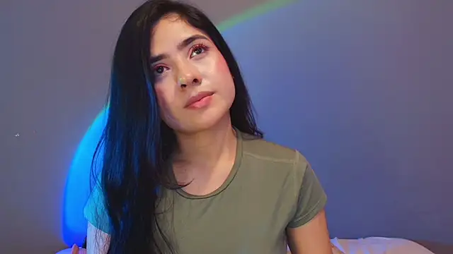 adara_johnson__ live cam on StripChat