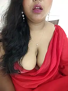 Cutee_Amrita webcam