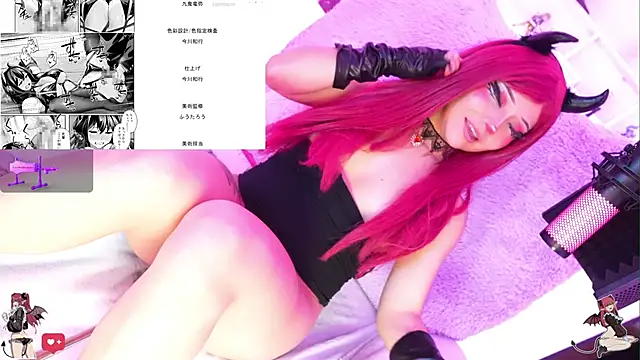 Kira-- webcam