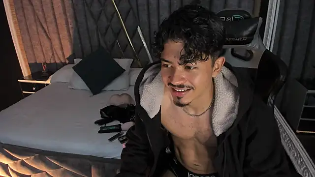 NicolaiKarav webcam