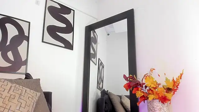 AishaBlaze webcam