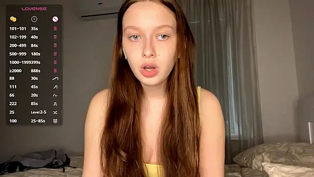 LoryMusetti live cam on StripChat
