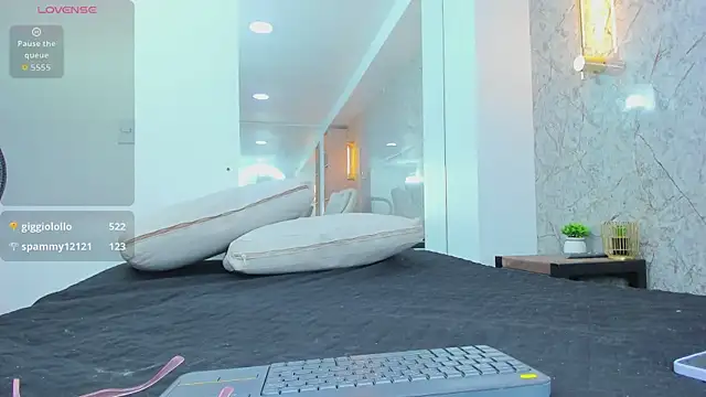 linda_cooper_ webcam