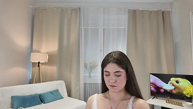 SunnyBloss live cam on StripChat