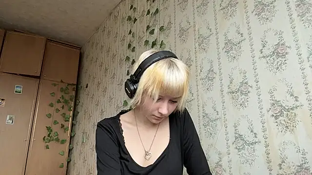 FatimahFroman webcam