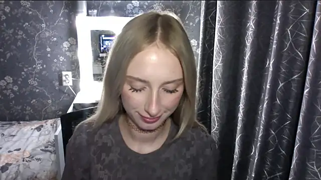 JennaLomeri webcam