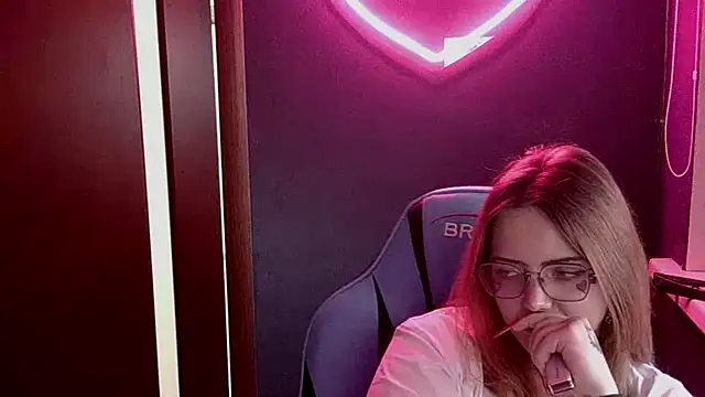 EnsuingPetal webcam