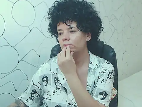 CurlyMood webcam