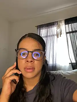 trianawhite webcam