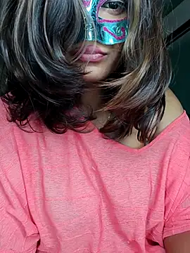 Queenniaa webcam