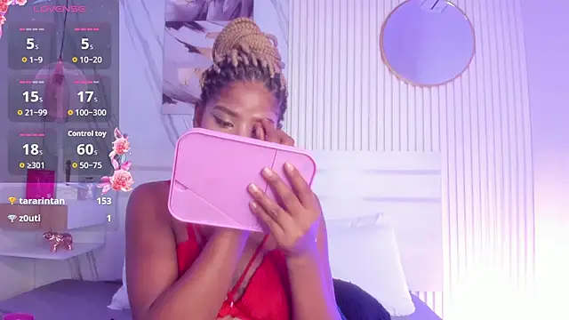 Afro_Luna live cam on StripChat