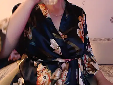YourfantasyGiuly webcam