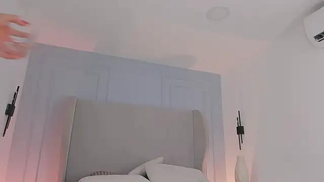 chloe_d webcam