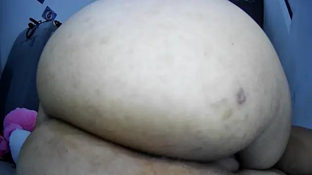 liam-65 webcam