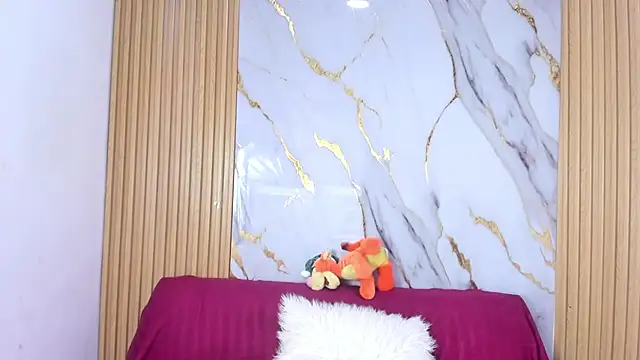 Luluu_08 webcam