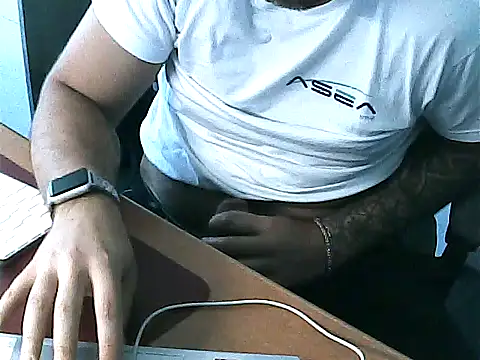 Boysexy98 live cam on StripChat