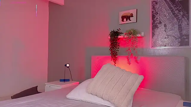 Indyita - Male webcam sex chat