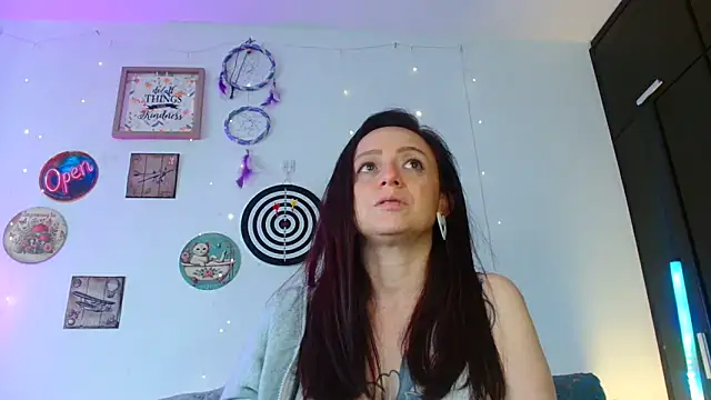 Katicalatinmilf webcam