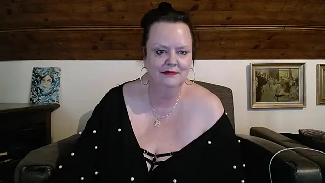 TiffanyMature webcam
