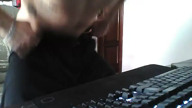 YourDreamCumTrue webcam