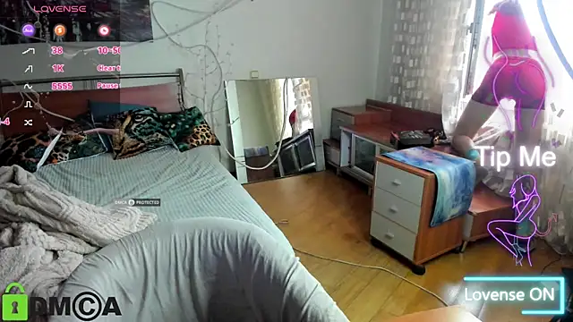 Lily_Viola webcam