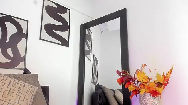 AishaBlaze webcam