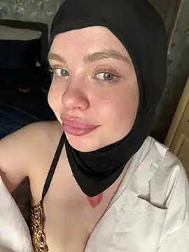 RedheadQueen_ webcam