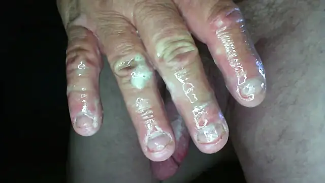 adorbsbiggestfan webcam