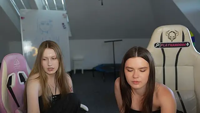ariaastra - AriaAstra's free webcam - UK Sex Cams