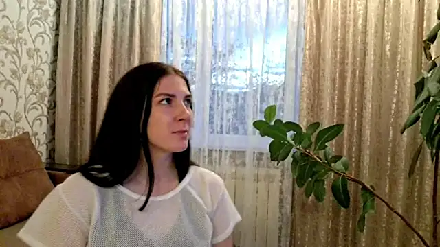 MoroseViki live cam on StripChat